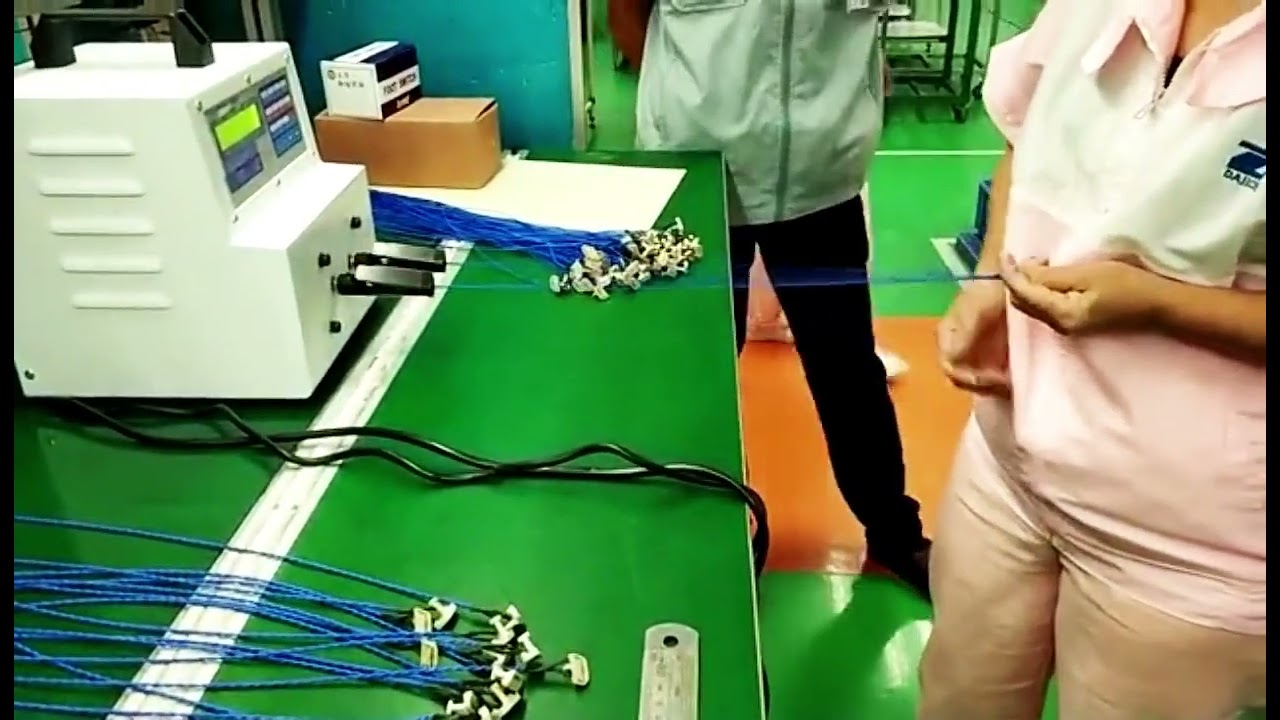 Stranding Machine Twisting Two Wire Products into a Rope Simultaneously