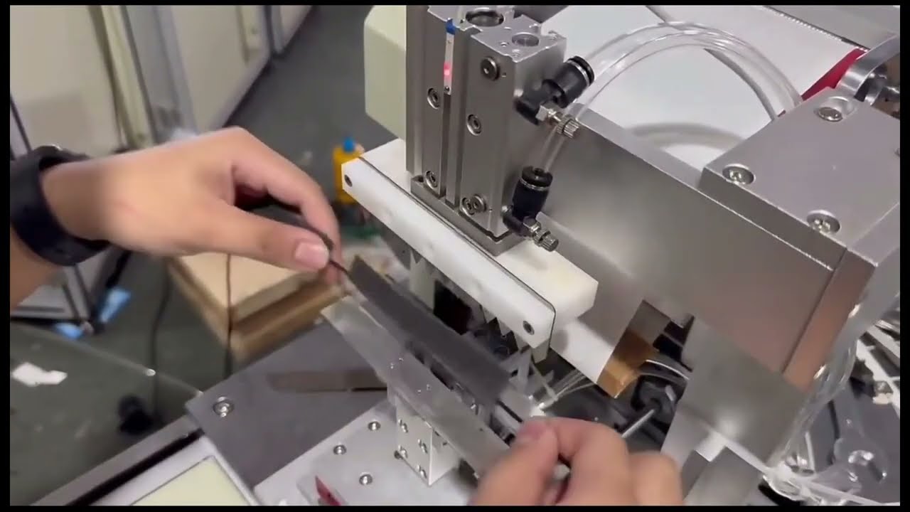 全自动电线标签折叠机 | 线缆旗标贴标机