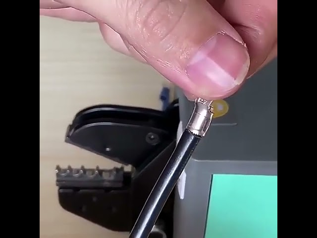 气动端子压接机 | 管型Y型预绝缘O型端子压接工具