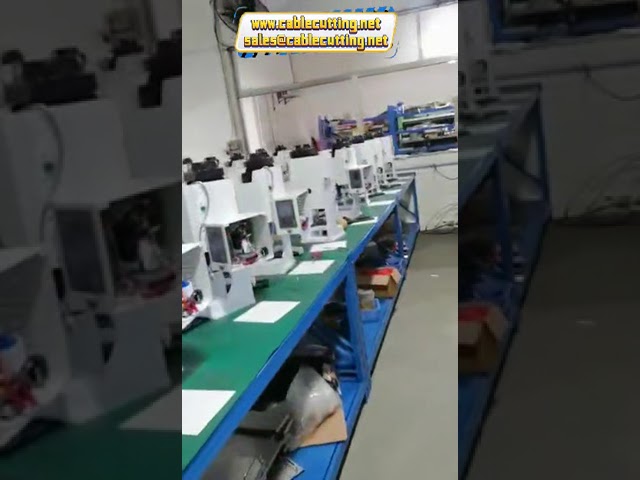 光纤连接器组装机：自动切线剥线压接一体机