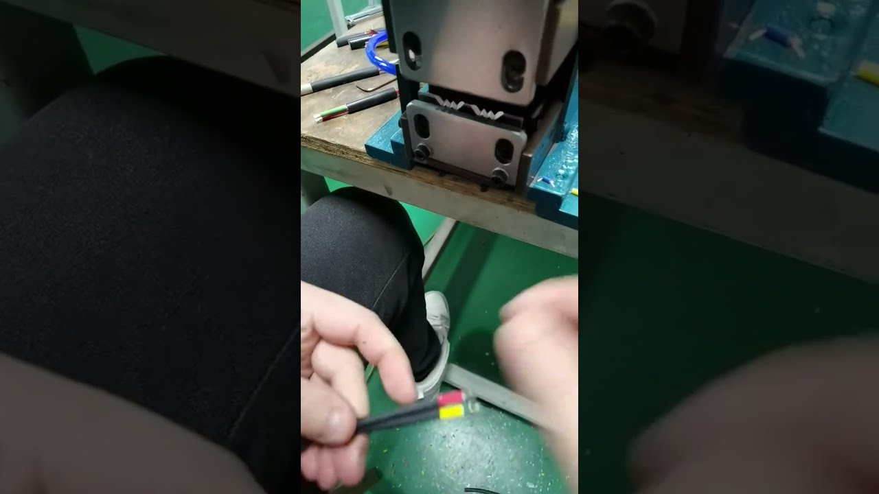 4F气动剥线机实拍：高效剥皮神器 #工厂 #机械 #工具