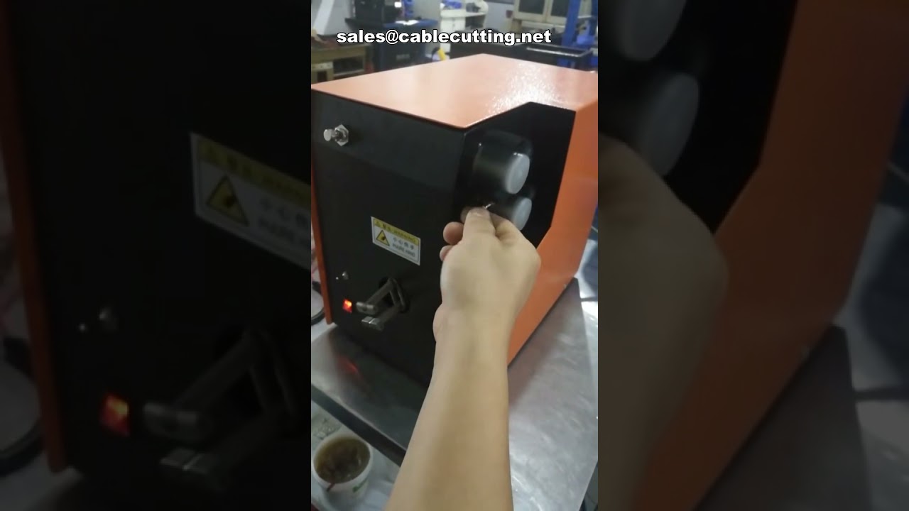 屏蔽线缆正反转刷线机，工厂自动化线束加工设备